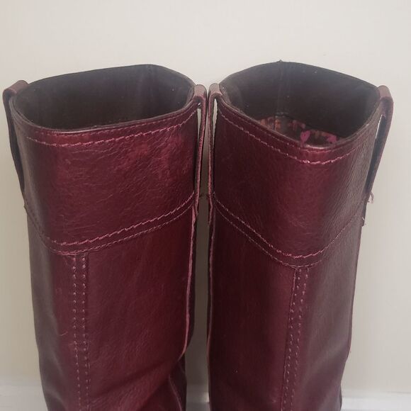 Timberland Burgundy Leather Riding Boots - Picture 7 of 13